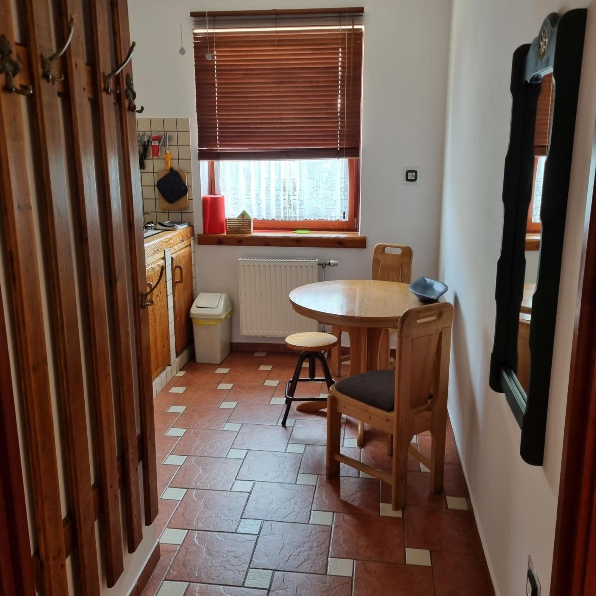 Kertvarosi Apartman Tiszaújváros Exterior foto